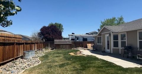 512 Darren Way, Fernley, NV 89408 Photo