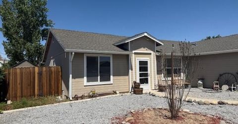 512 Darren Way, Fernley, NV 89408 Photo