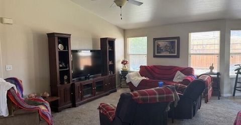 512 Darren Way, Fernley, NV 89408 Photo