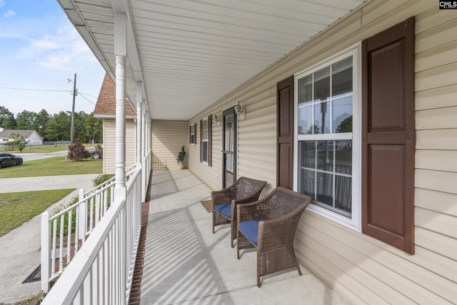 111 Cannon Trail Court  Photo 4