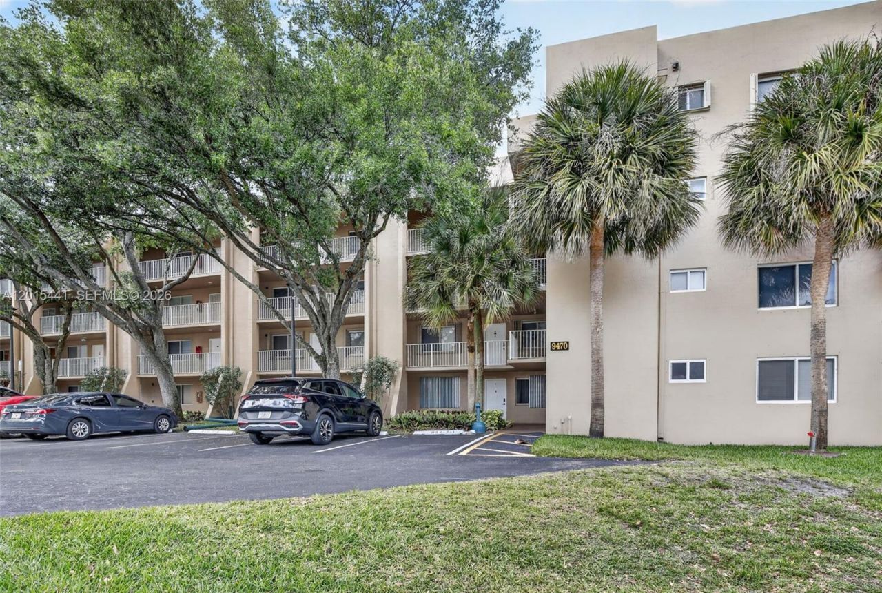 9470 Tangerine Pl , Unit 105, Davie, FL 33324 Photo