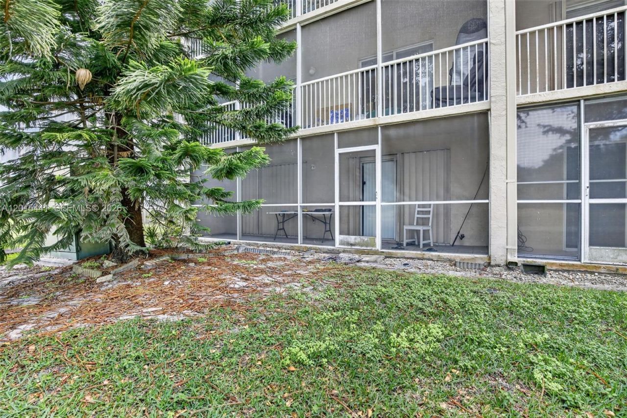 9470 Tangerine Pl , Unit 105, Davie, FL 33324 Photo