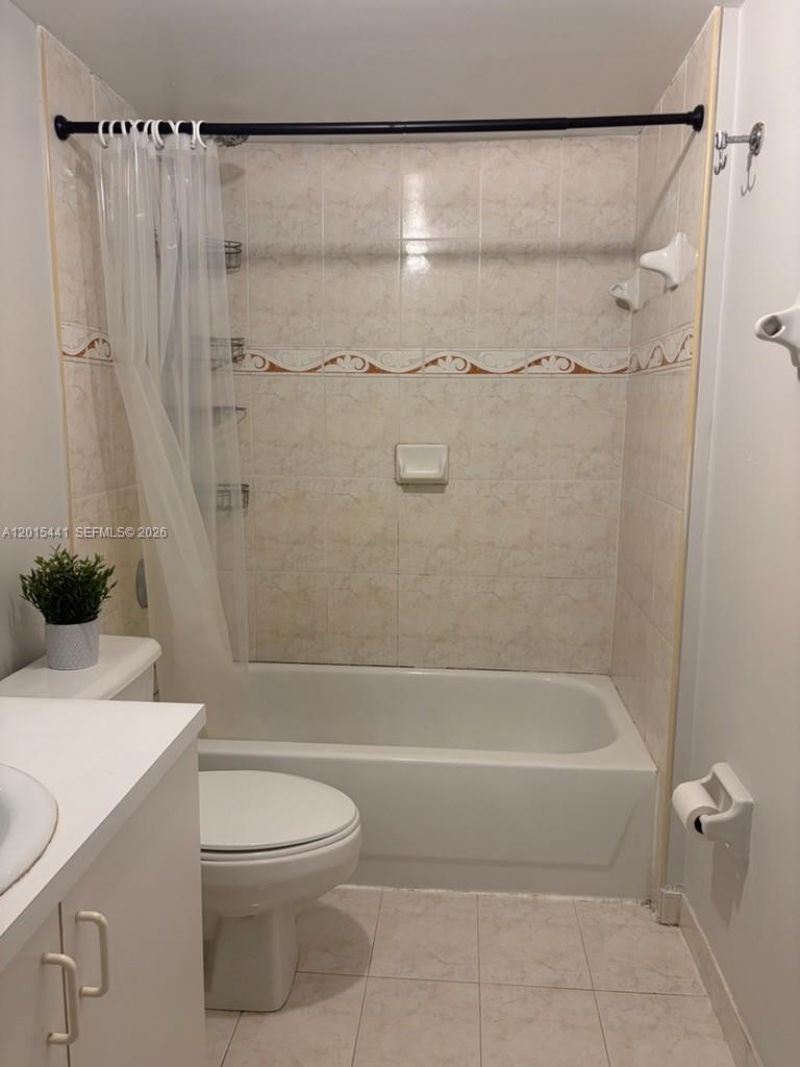 9470 Tangerine Pl , Unit 105, Davie, FL 33324 Photo
