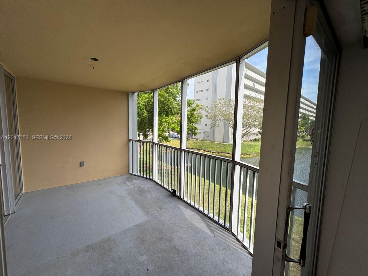 1770 NE 191st St, Unit 203-1, Miami, FL 33179 Photo