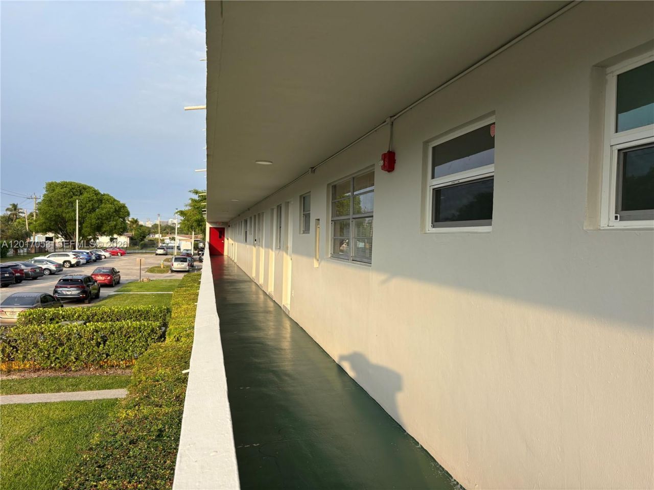 1770 NE 191st St, Unit 203-1, Miami, FL 33179 Photo