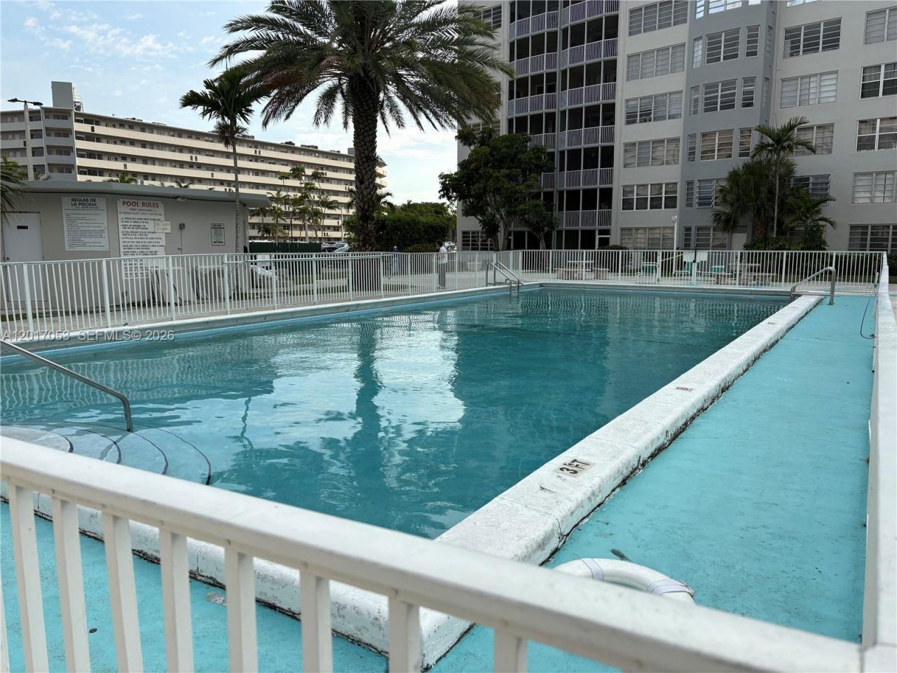 1770 NE 191st St, Unit 203-1, Miami, FL 33179 Photo