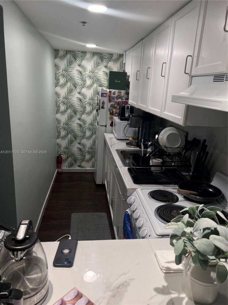 Please Call For Address, Unit 706, Miami Beach, FL 33139 Photo