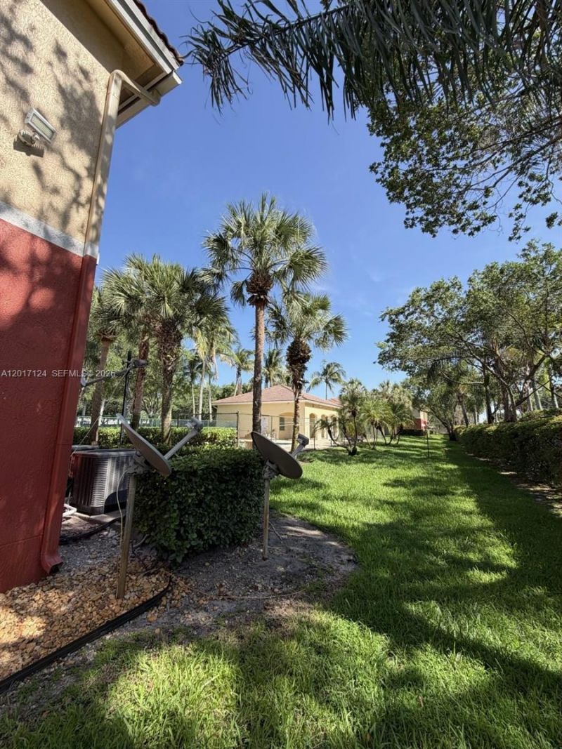3335 Palomino Dr , Unit 311-3, Davie, FL 33024 Photo