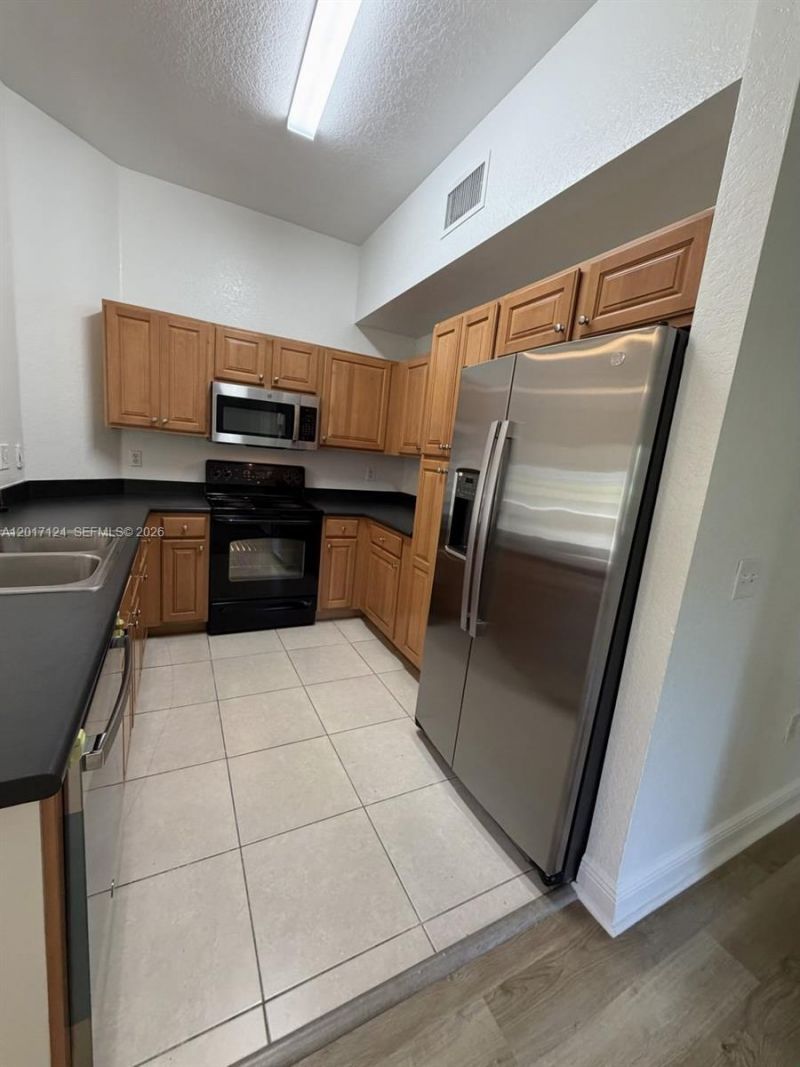 3335 Palomino Dr , Unit 311-3, Davie, FL 33024 Photo