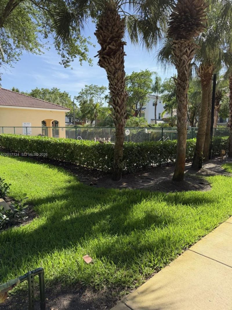 3335 Palomino Dr , Unit 311-3, Davie, FL 33024 Photo