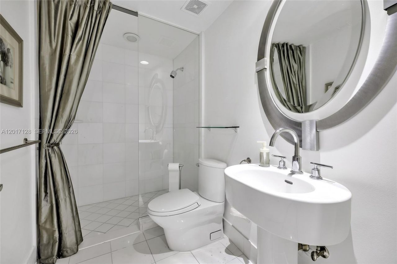 2950 NE 188th St, Unit 403, Aventura, FL 33180 Photo