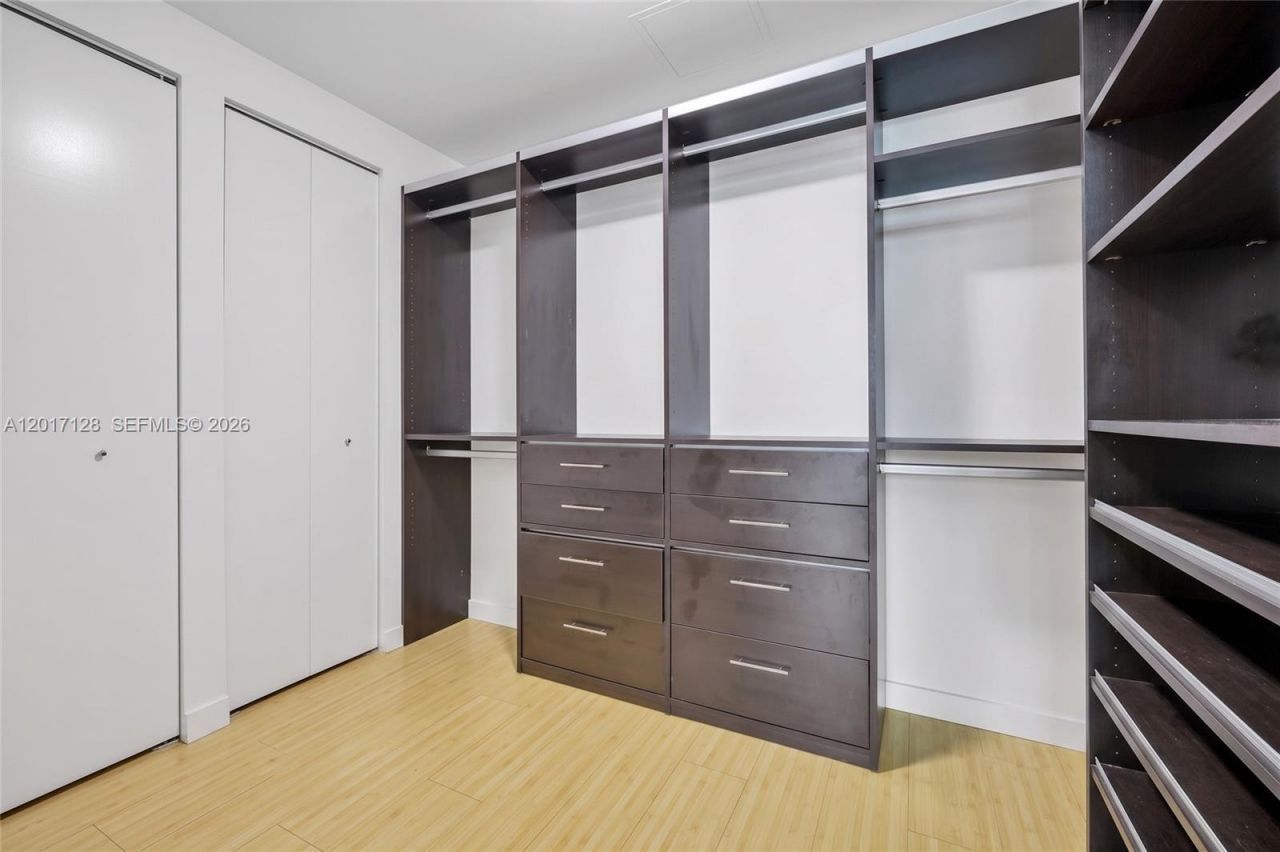 2950 NE 188th St, Unit 403, Aventura, FL 33180 Photo