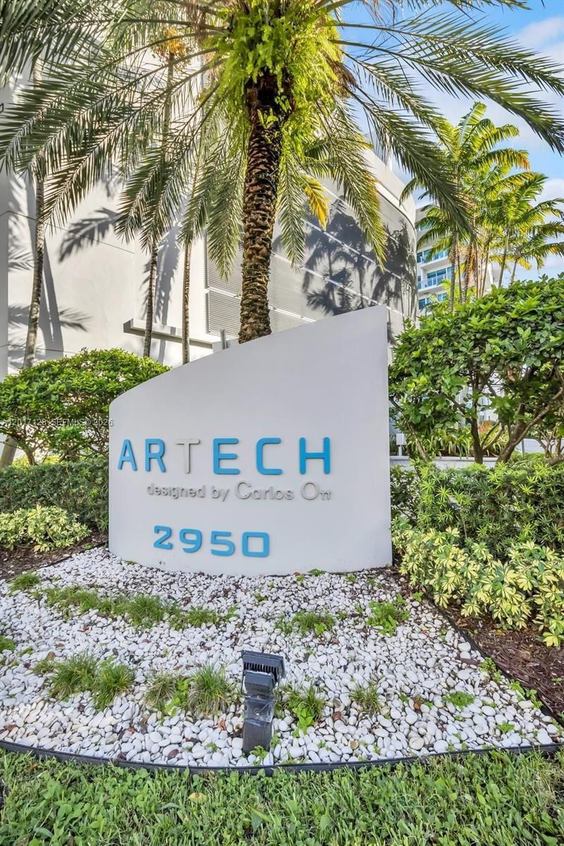 2950 NE 188th St, Unit 403, Aventura, FL 33180 Photo