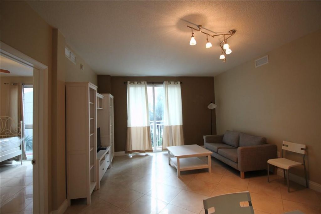 7275 SW 90th Way, Unit 211, Miami, FL 33156 Photo