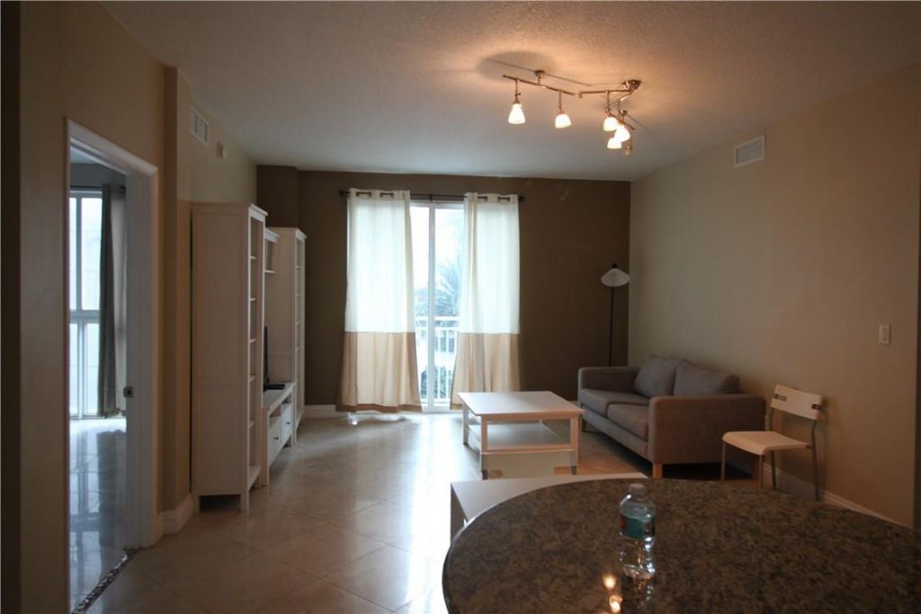 7275 SW 90th Way, Unit 211, Miami, FL 33156 Photo