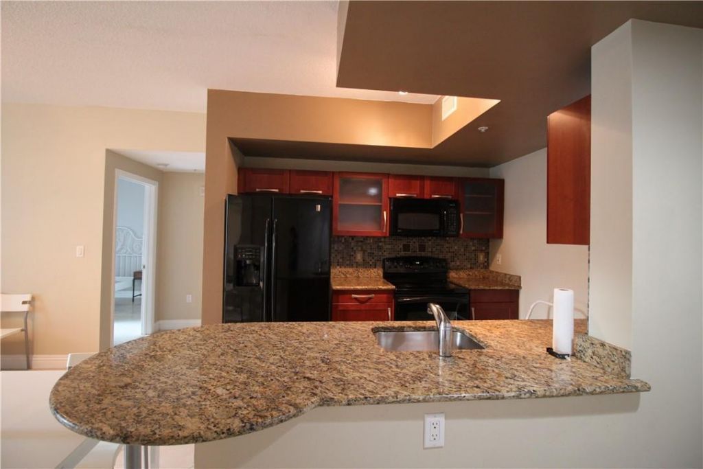 7275 SW 90th Way, Unit 211, Miami, FL 33156 Photo