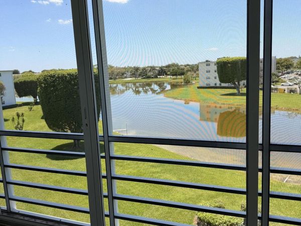 4074 Cornwall D, Boca Raton, FL 33434