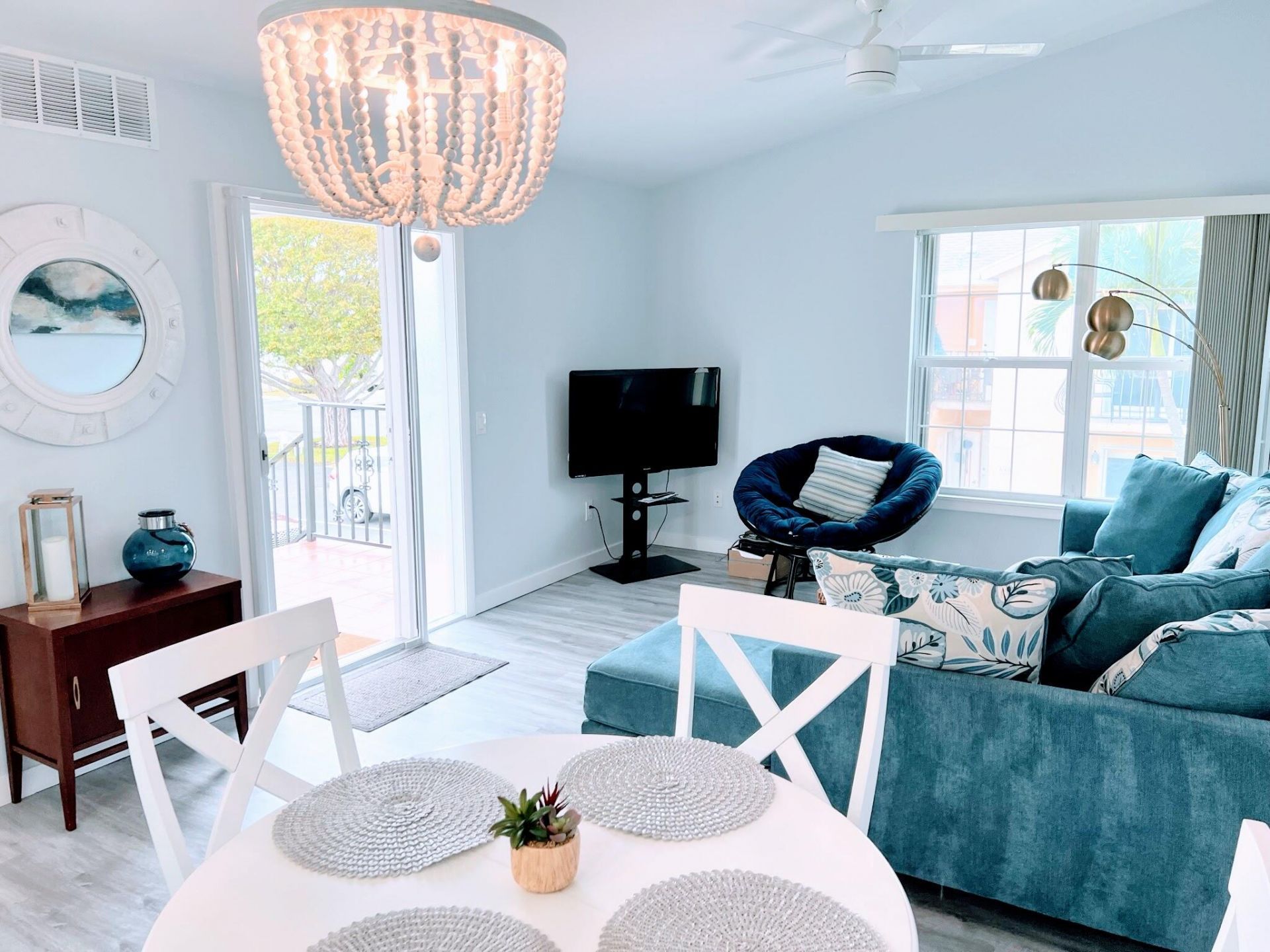 647 Waterside Drive, Hypoluxo, FL 33462 Photo