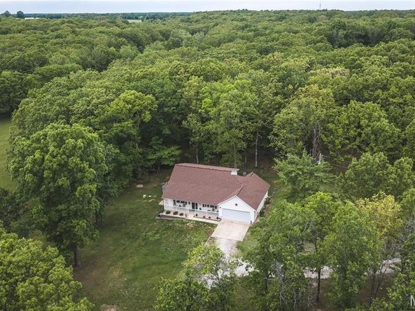 18555 County Road 1130 , St James, MO 65559