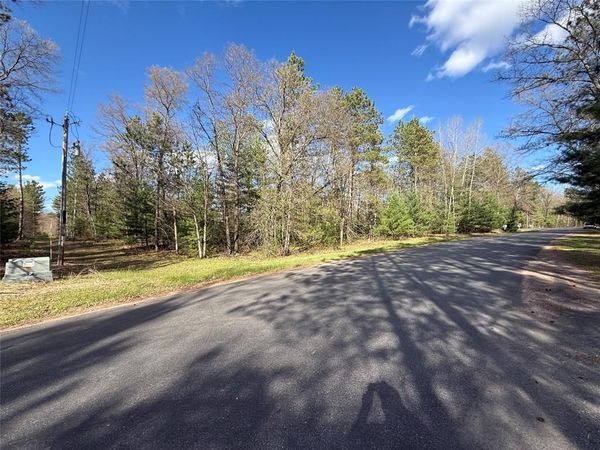 8667 Lakeside Road, Willard, WI 54493