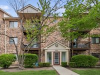2213 Nichols Road, Arlington Heights, IL 60004 primary photo