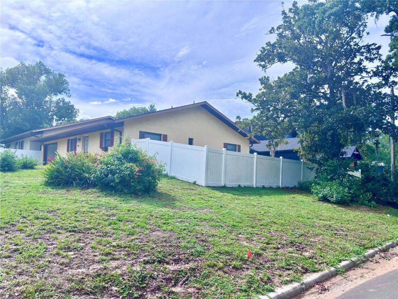 700 W Dampier Street, Inverness, FL 34450 Photo