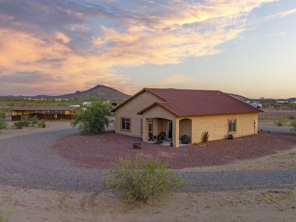 51921 N 461 Avenue, Wickenburg, AZ 85390