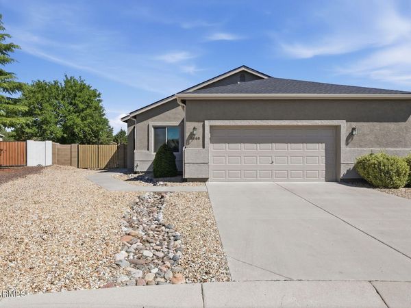 6860 E ELBROOK Avenue, Prescott Valley, AZ 86314