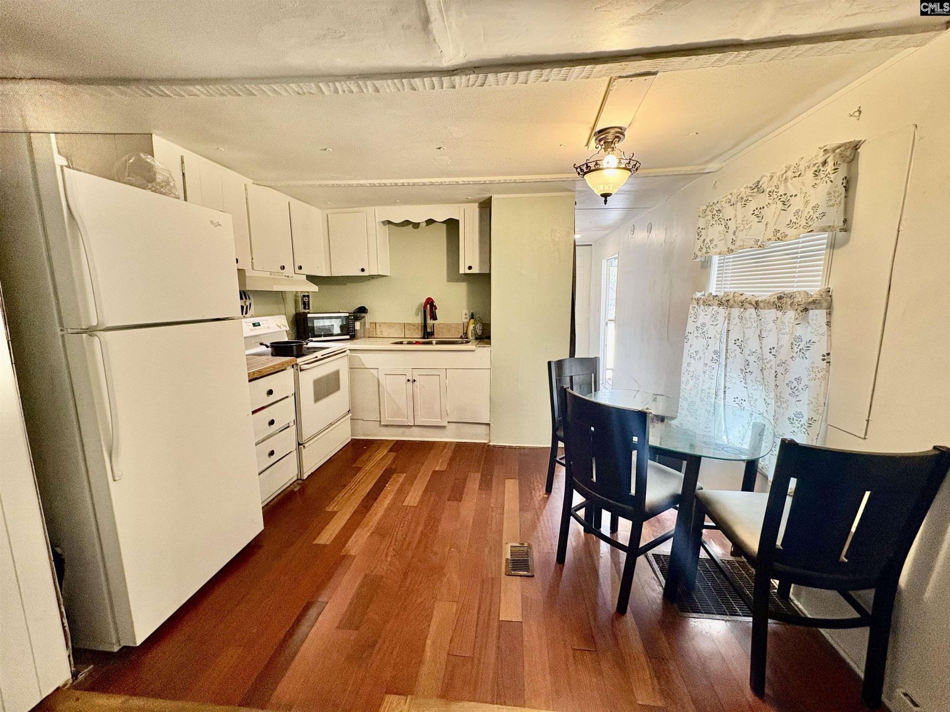 109 Prince Lane  Photo 11