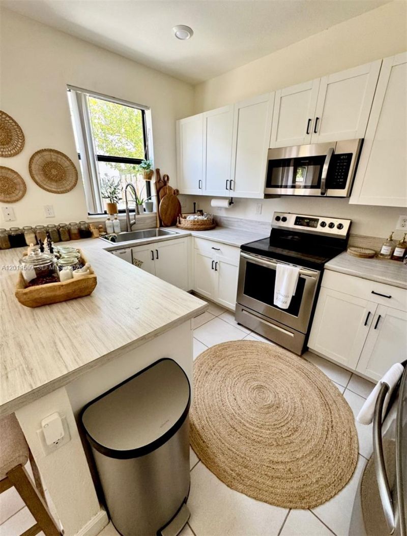 21443 NE 2nd Path , Unit 21443, Miami, FL 33179 Photo