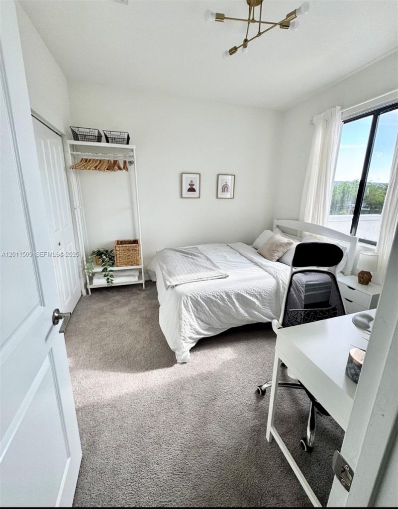 21443 NE 2nd Path , Unit 21443, Miami, FL 33179 Photo