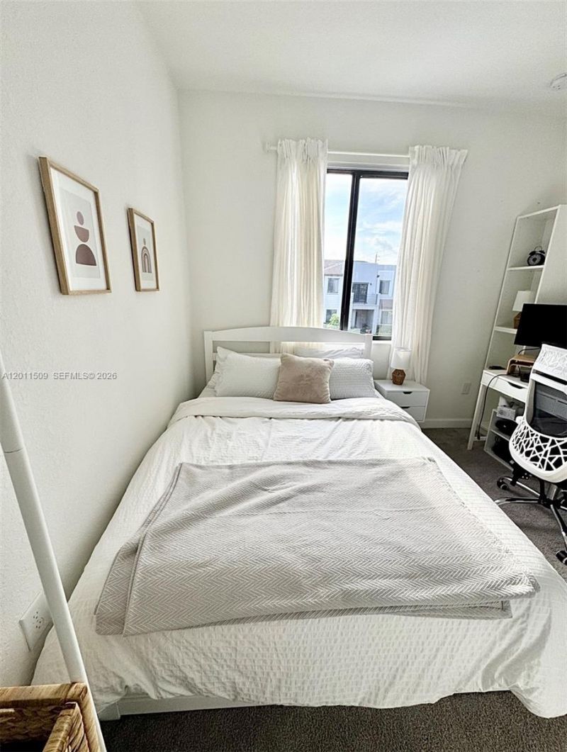 21443 NE 2nd Path , Unit 21443, Miami, FL 33179 Photo