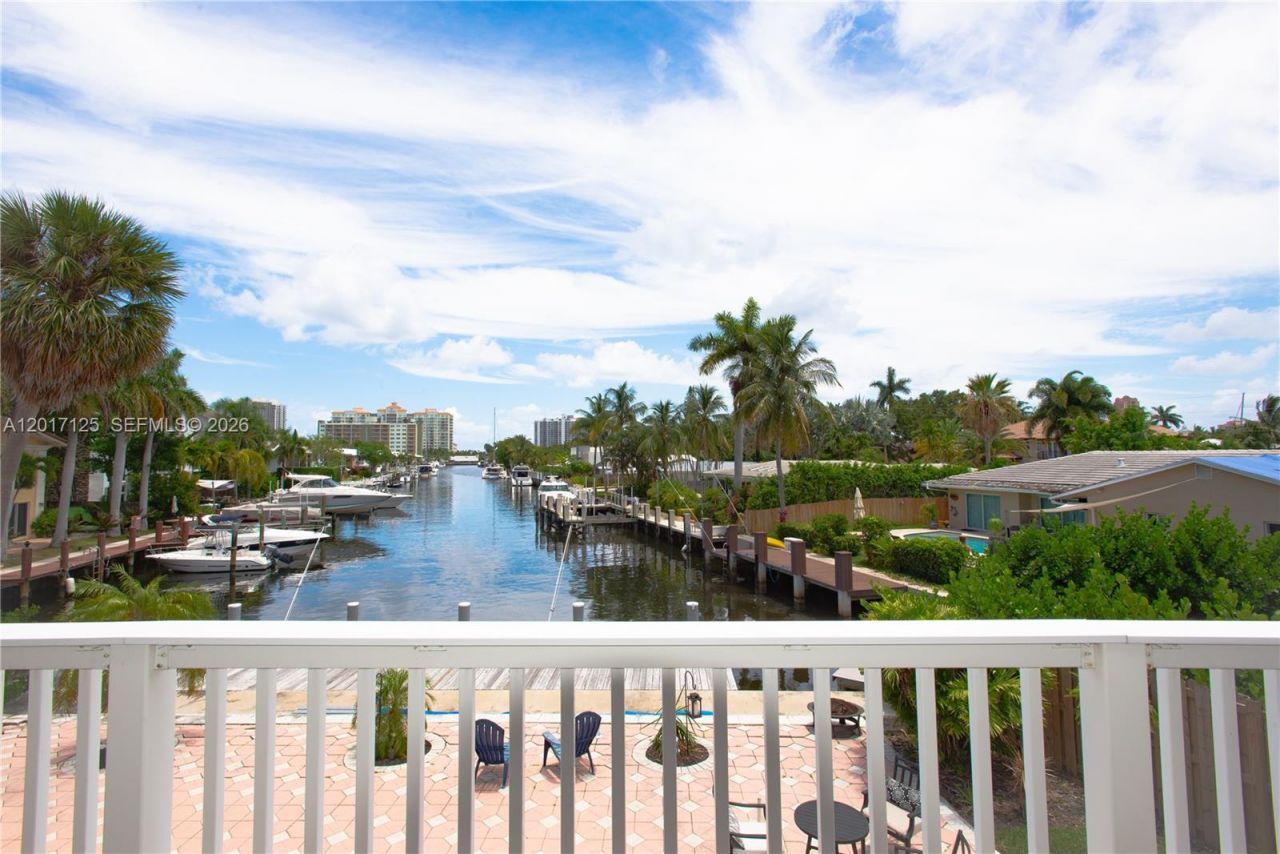 2908 Bayview Dr, Fort Lauderdale, FL 33306 Photo