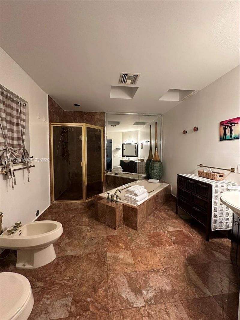 2908 Bayview Dr, Fort Lauderdale, FL 33306 Photo