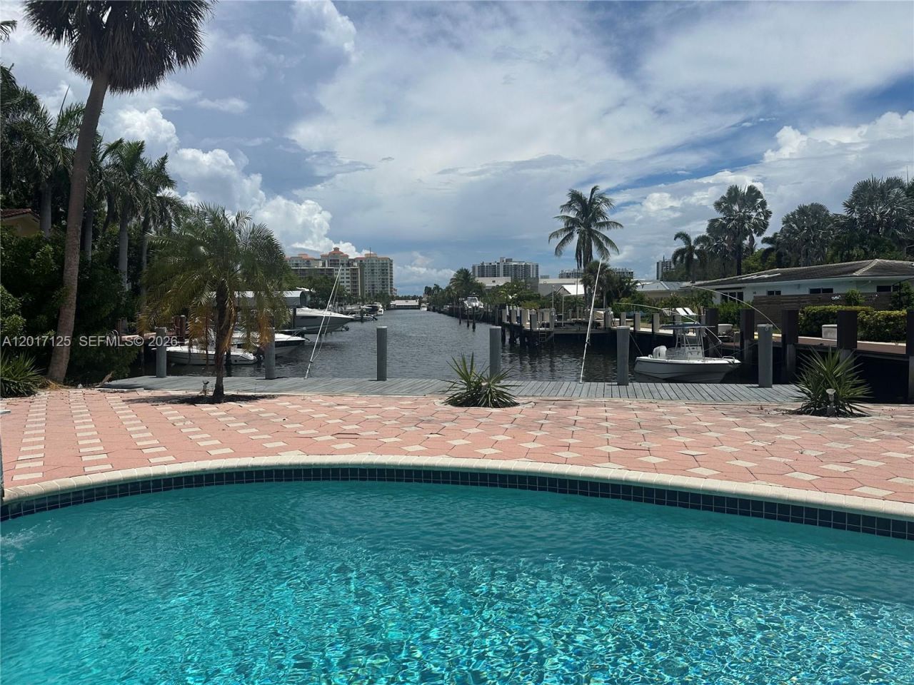 2908 Bayview Dr, Fort Lauderdale, FL 33306 Photo