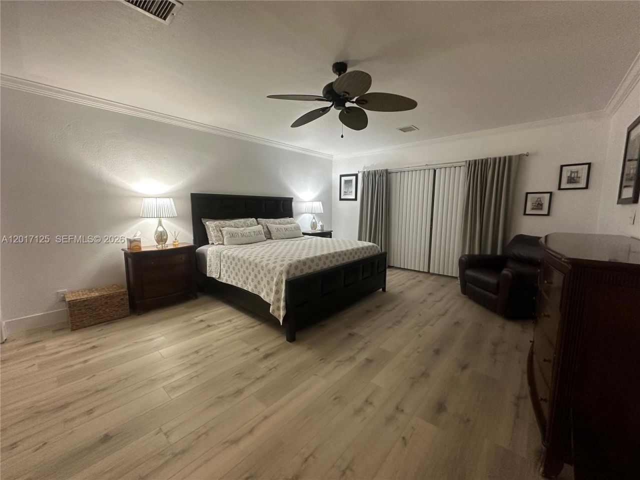 2908 Bayview Dr, Fort Lauderdale, FL 33306 Photo