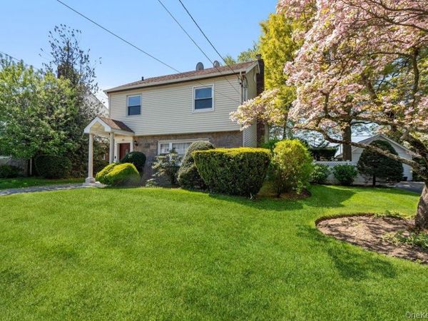 99 Norwood Avenue , Malverne, NY 11565