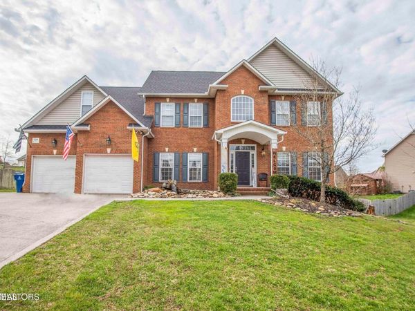 7229 Broken Creek Lane, Knoxville, TN 37920
