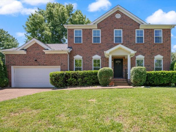 2929 Burtonwood Dr, Spring Hill, TN 37174