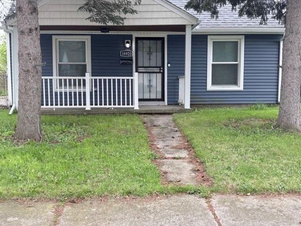 18920 Kingsville Street, Detroit, MI 48225