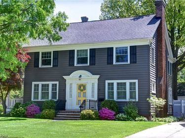 17313 Riverway Drive, Lakewood, OH 44107