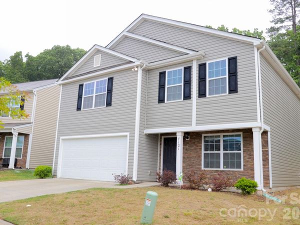 7121 Finnigan Road , Charlotte, NC 28215