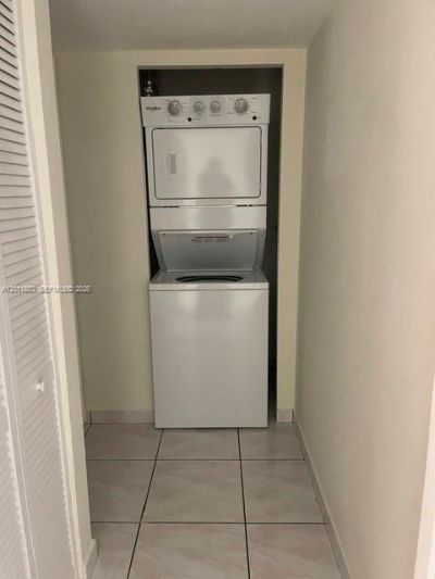 8201 NW 8th St, Unit 1-414, Miami, FL 33126 Photo