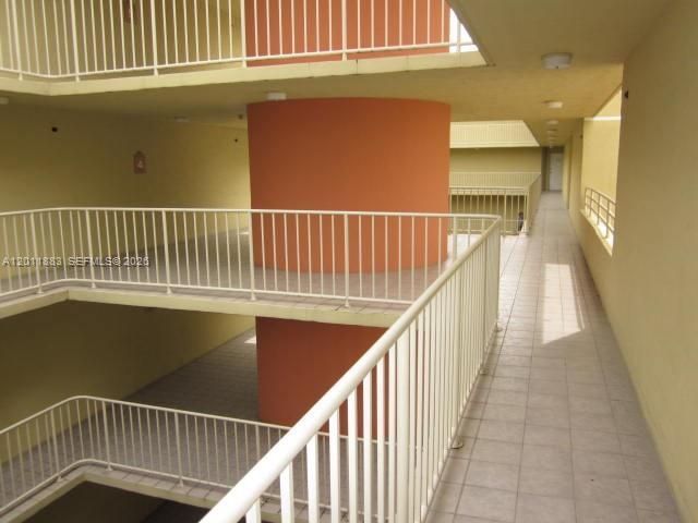 8201 NW 8th St, Unit 1-414, Miami, FL 33126 Photo