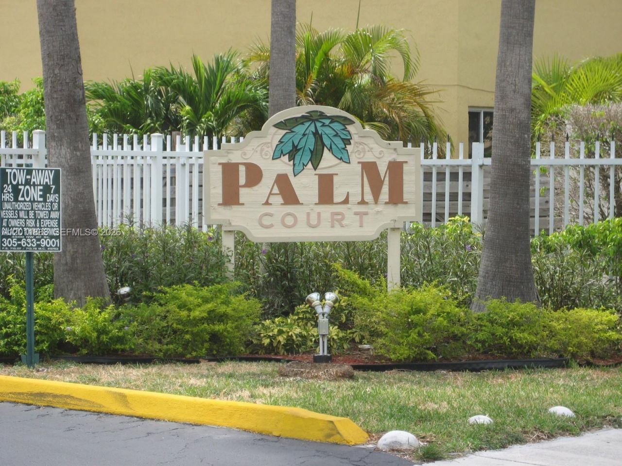 8201 NW 8th St, Unit 1-414, Miami, FL 33126 Photo
