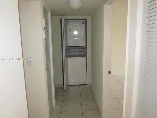 8201 NW 8th St, Unit 1-414, Miami, FL 33126 Photo