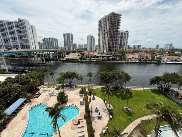 19390 Collins Ave, Unit 907, Sunny Isles Beach, FL 33160