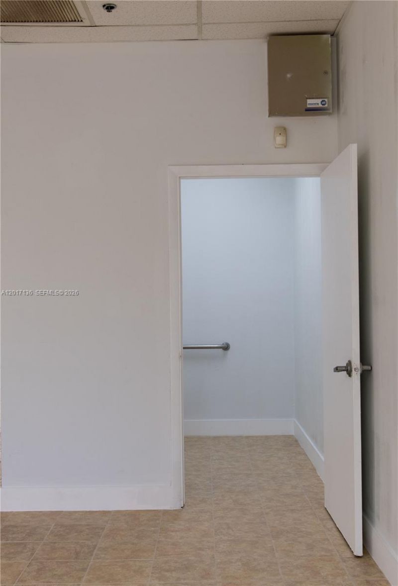 3930 Pembroke Rd , Pembroke Park, FL 33021 Photo