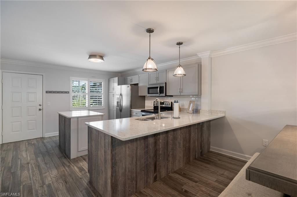 3021 Sandpiper Bay Cir, Unit E106, Naples, FL 34112 Photo