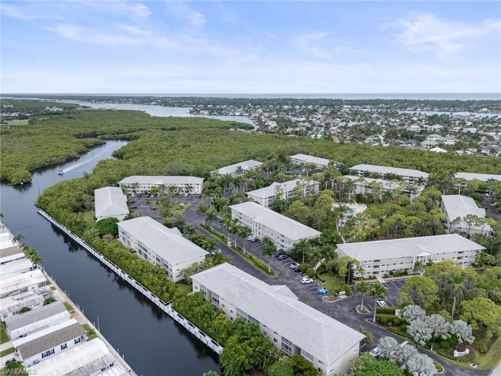 3021 Sandpiper Bay Cir, Unit E106, Naples, FL 34112 Photo